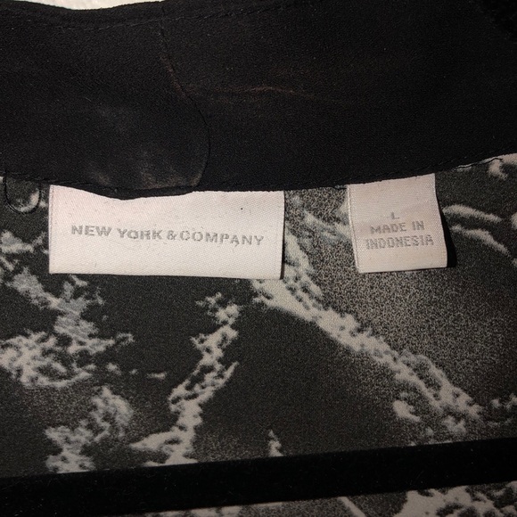 New York and Company Cardigan - Picture 2 of 3